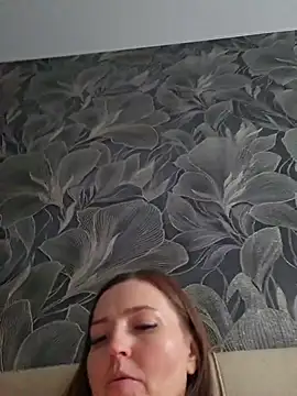 MilaMaturen Live XXX chat