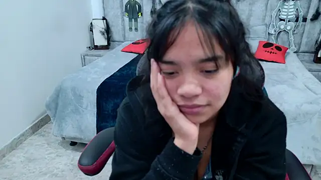 laureentt_ Live XXX-chat