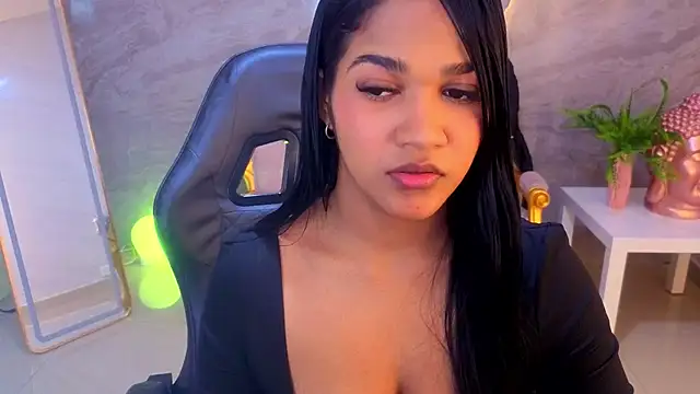 XXX chat uživo modela JadeRose_s