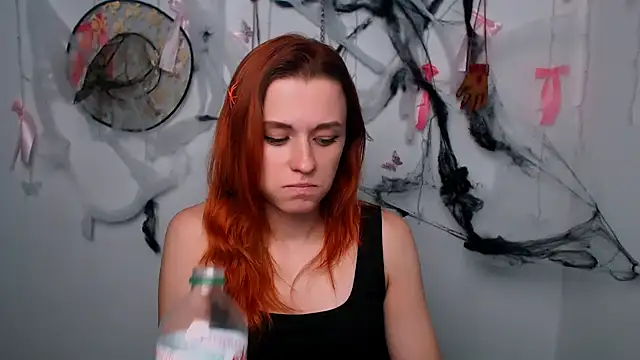 PeppyMia Adlı Modelin Canlı XXX Sohbeti