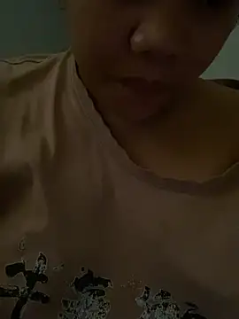 XXX chat uživo modela -CLARAMommy-
