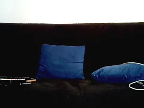 XXX chat uživo modela colega2000