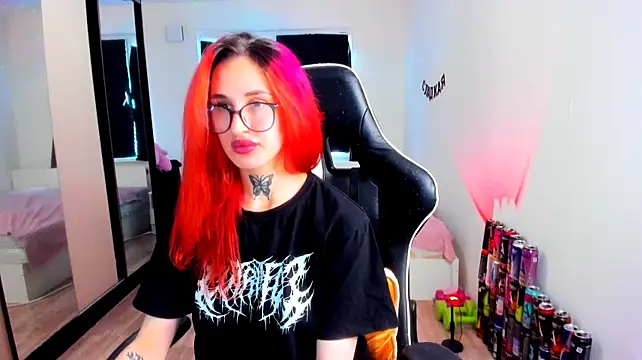 your_tora Adlı Modelin Canlı XXX Sohbeti