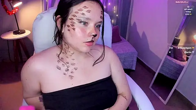 دردشة Raven_sweeteyes الجنسية المباشرة