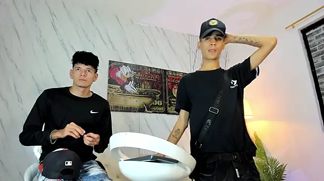 Chat XXX ao vivo de COOL_BOYS2