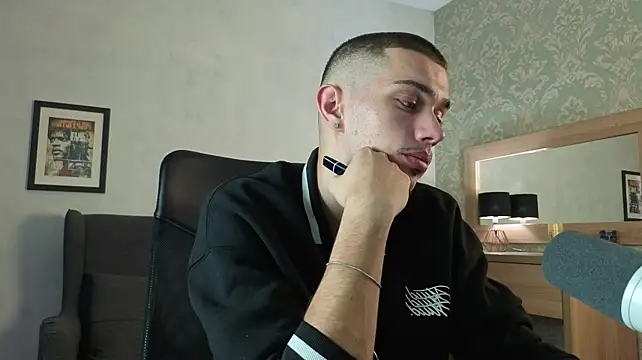 Онлайн чат XXX KaydenDrew