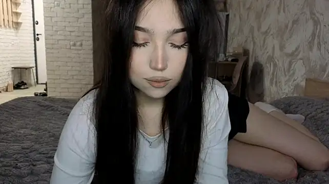 AmieSky Adlı Modelin Canlı XXX Sohbeti