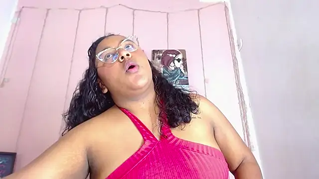 caliyah_curves' Live XXX Chat