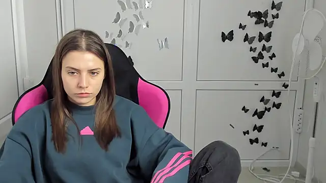 SoftBloomMira – Naživo XXX chat