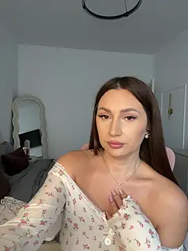 ClaraaJoy Chat XXX live