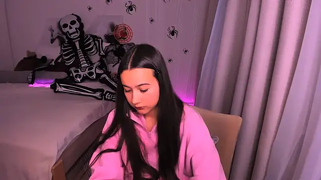GabrielleEvy Chat XXX live