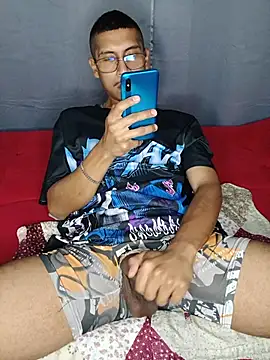 Chat XXX ao vivo de Hard_brown03