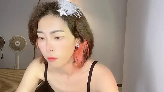 yunshangdiyi002's Live XXX Chat