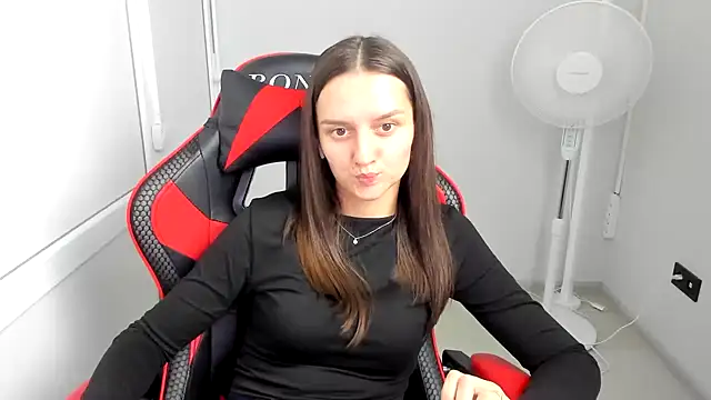 EveMoonveiln Live XXX chat