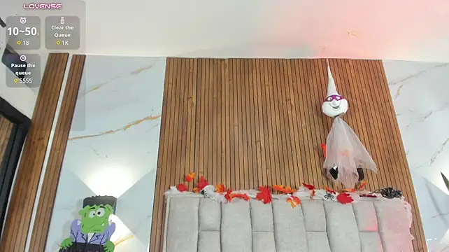 SckarletBloomn Live XXX chat