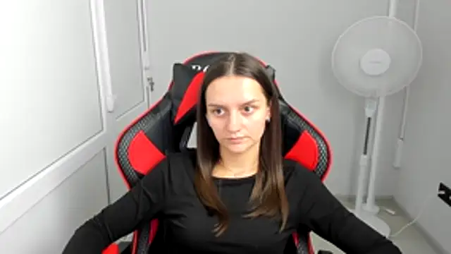 Chat +18 de EveMoonveil ao vivo