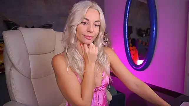 Czat XXX na żywo – BellaRayyy