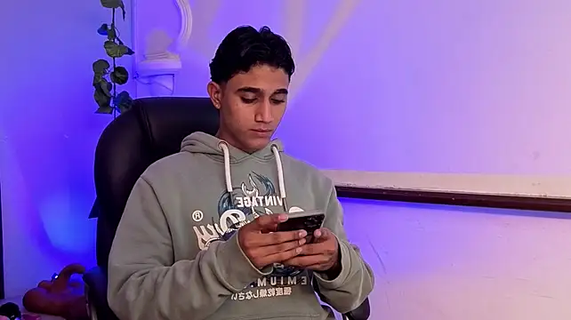 liam_ossa – Naživo XXX chat