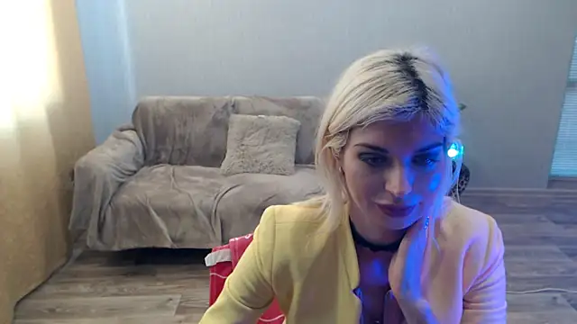 SexyBeatriice: απευθείας συνομιλία ΧΧΧ
