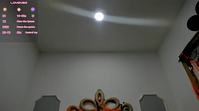 OnlyGia 即時 XXX 聊天