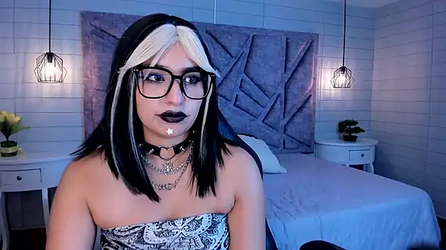 Maya_Rivers' Live XXX Chat
