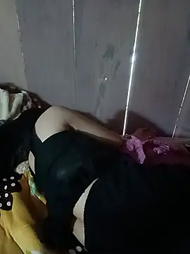Chat +18 de Zu_puzzy ao vivo