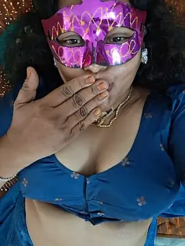 Hot_Sreeja_Tamil's Live XXX Chat