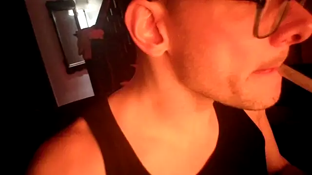 MasterDaddyCool live XXX chat