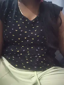 Ezabelljohn's Live XXX Chat
