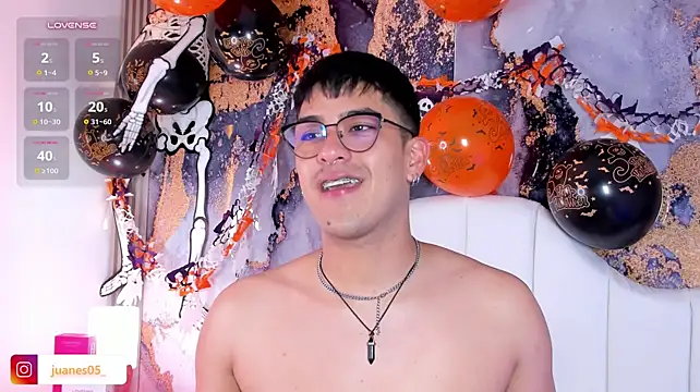 Chat XXX ao vivo de RyanClark_