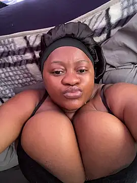 Chubbykarisma27's Live XXX Chat