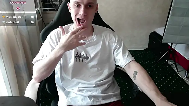 XXX chat uživo modela Krieger84