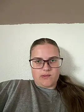 CurvyPaar2's Live XXX Chat