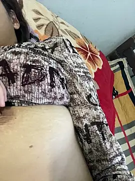 Dinny_218 在線直播表演