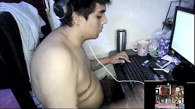 XXX chat uživo modela pidemelabendi