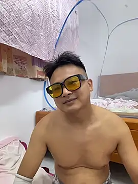 lixiaoshuai8 Live XXX Chat