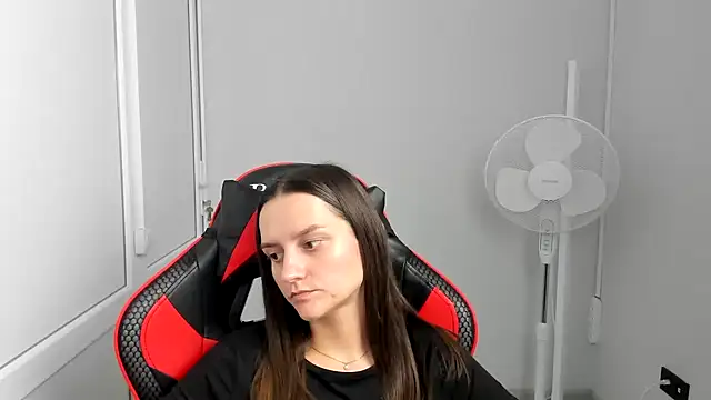 EveMoonveil's Live XXX Chat