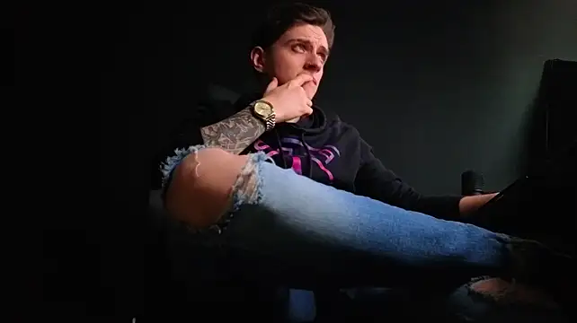 צ'אט XXX בשידור חי של FelixStarkk