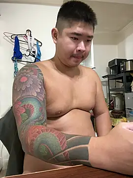 XXX chat uživo modela onigiri0709