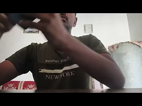 Brown-07's Live XXX Chat