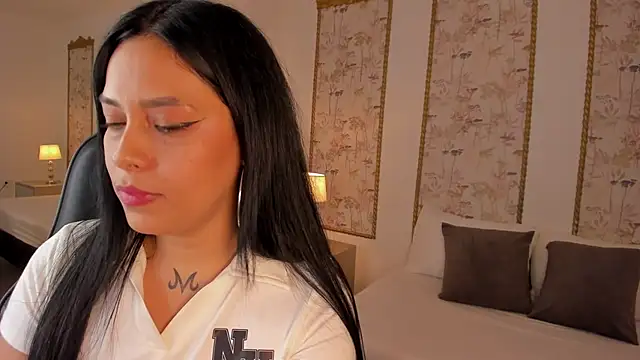 lunna_foox Adlı Modelin Canlı XXX Sohbeti