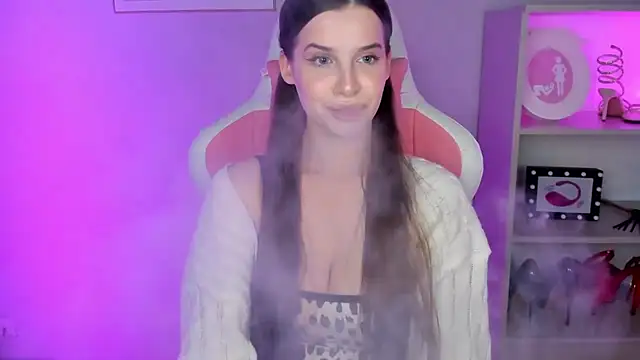 LuxMaya Chat XXX in diretta