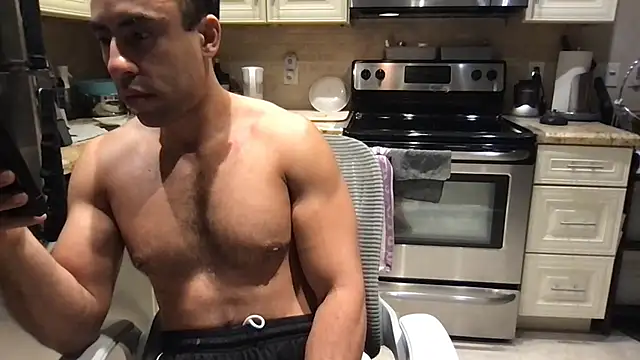 BigGuyMuscle's Live XXX Chat