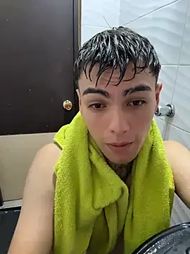 Canili_Hot Chat XXX live