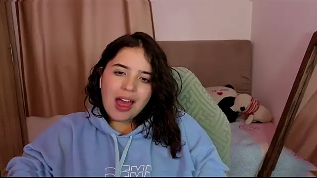 _alicia_z live XXX chat