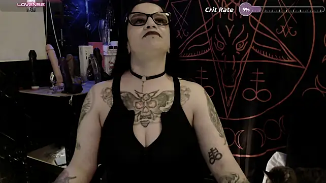 Evil_Queen_666 live XXX chat