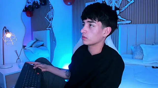XXX chat uživo modela Filiph_Sterliing