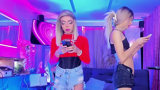 Queens_Wonders_Blonders: απευθείας συνομιλία ΧΧΧ