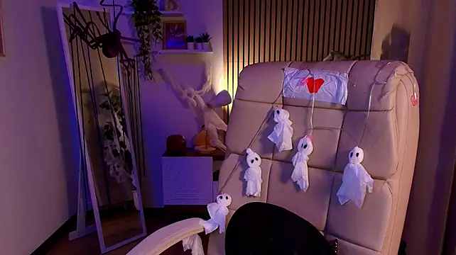 Evacadooo's Live XXX Chat