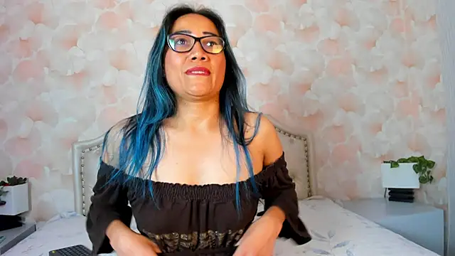 Amatista_Raven's Live XXX Chat
